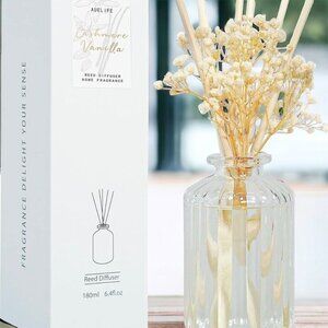 Auelife Reed Diffuser Set, 6.4 oz Cashmere Vanilla Scented Diffuser w Sticks NIB
